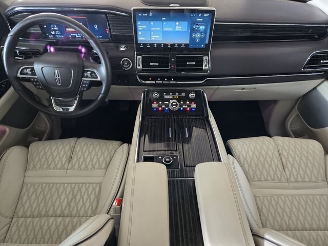 2024 Lincoln Navigator Black Label