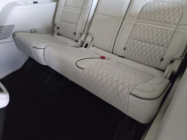 2024 Lincoln Navigator Black Label