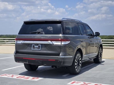 2024 Lincoln Navigator Black Label