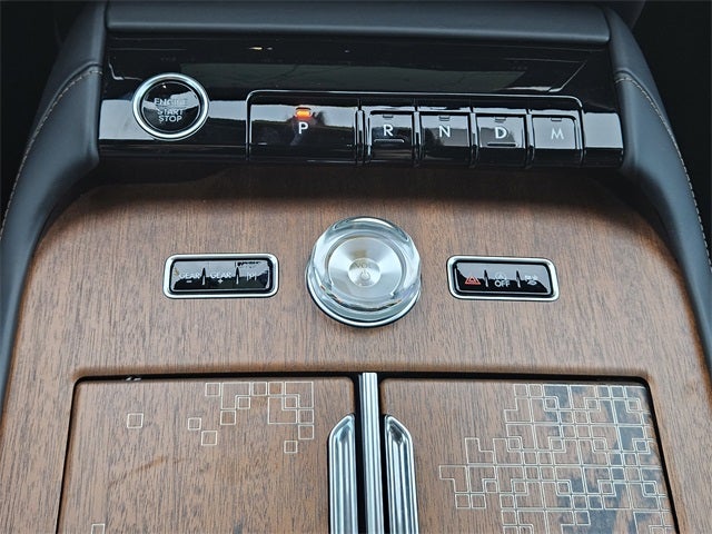 2025 Lincoln Navigator Black Label