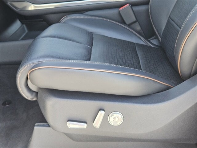 2025 Lincoln Navigator Black Label