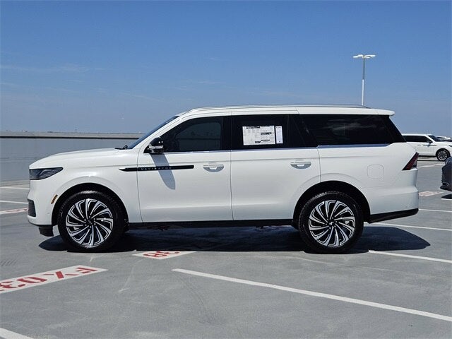 2025 Lincoln Navigator Black Label