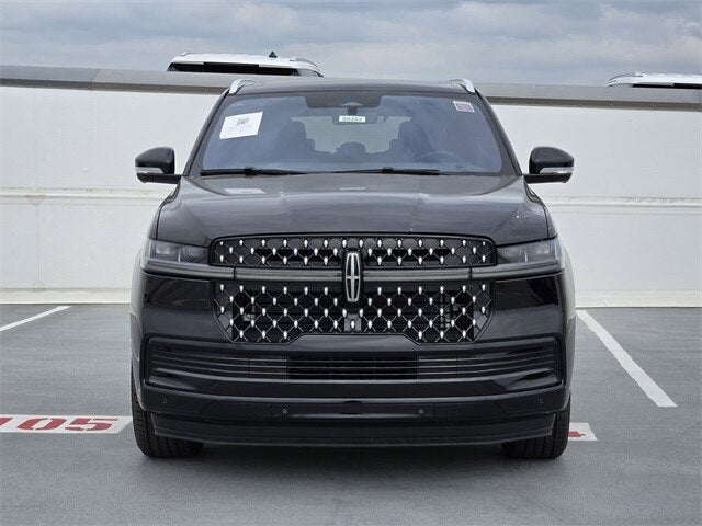 2025 Lincoln Navigator Black Label