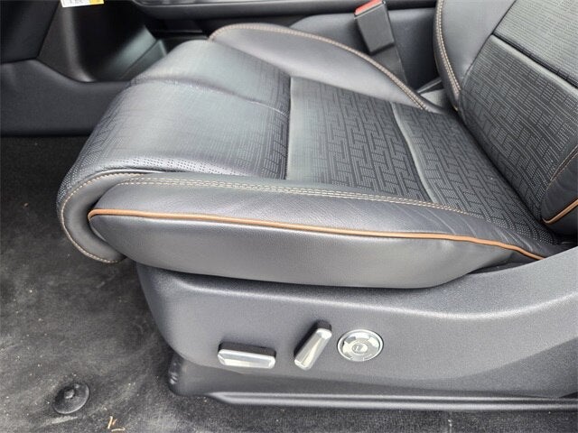 2025 Lincoln Navigator Black Label