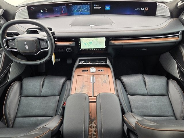 2025 Lincoln Navigator Black Label