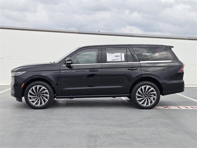 2025 Lincoln Navigator Black Label