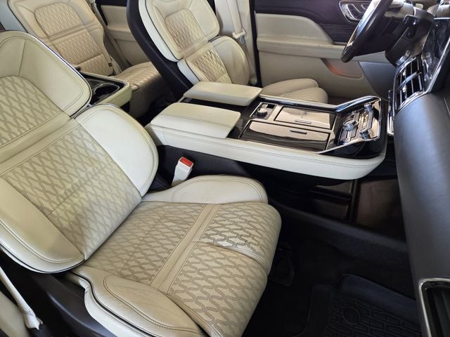 2021 Lincoln Navigator Black Label