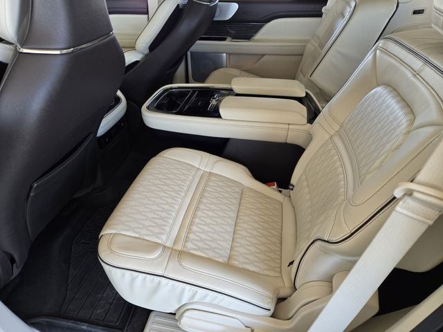 2021 Lincoln Navigator Black Label