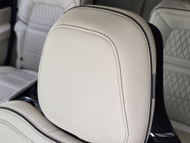2022 Lincoln Navigator Black Label