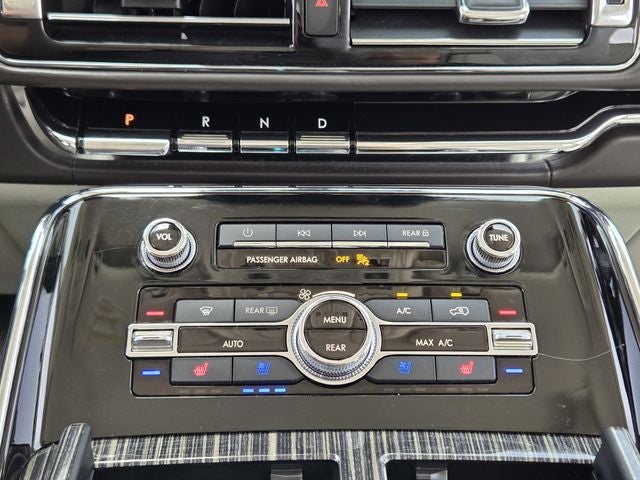 2022 Lincoln Navigator Black Label