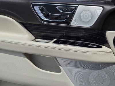 2022 Lincoln Navigator Black Label