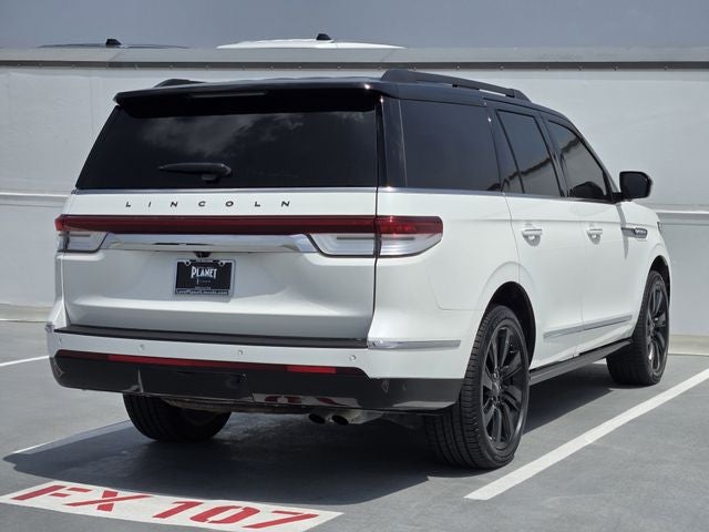 2022 Lincoln Navigator Black Label