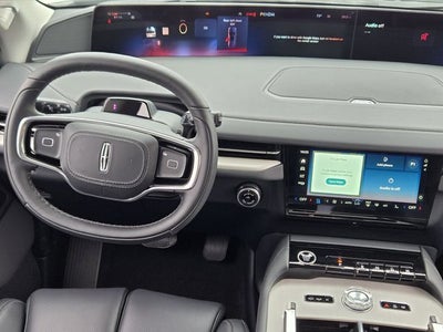 2026 Lincoln Navigator Premiere