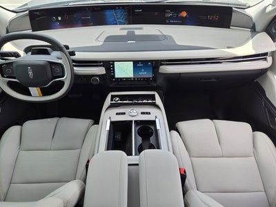 2026 Lincoln Navigator Premiere