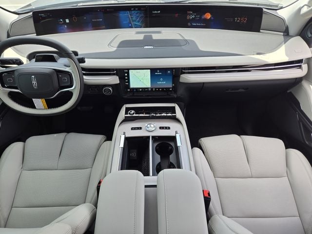 2026 Lincoln Navigator Premiere