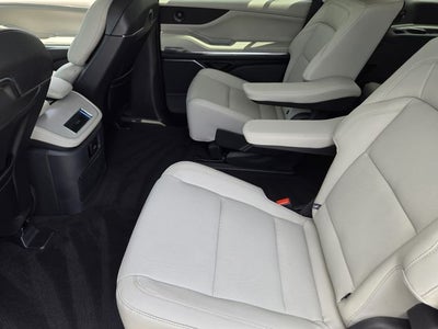2026 Lincoln Navigator Premiere