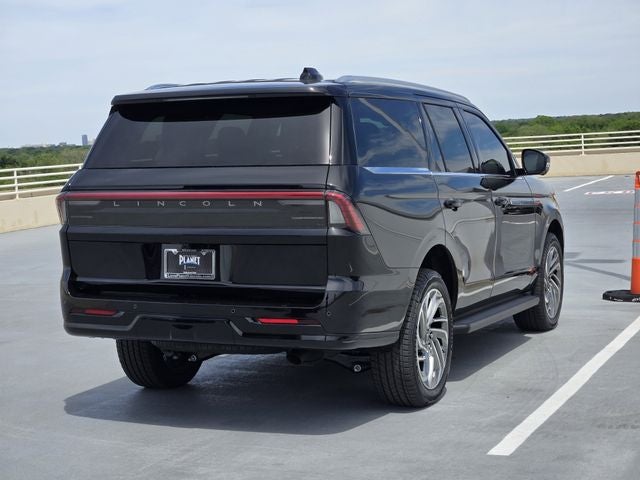2026 Lincoln Navigator Premiere