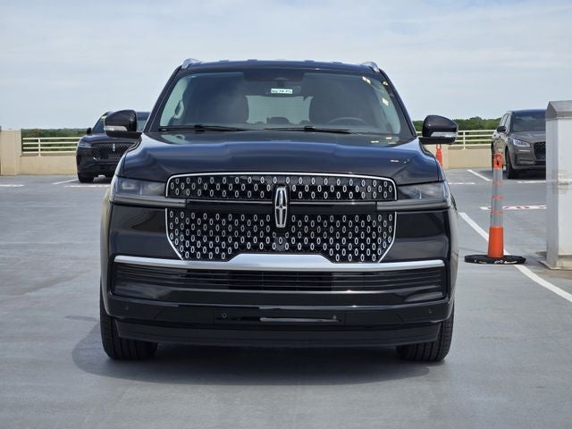 2026 Lincoln Navigator Premiere