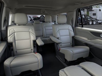 2026 Lincoln Navigator Premiere