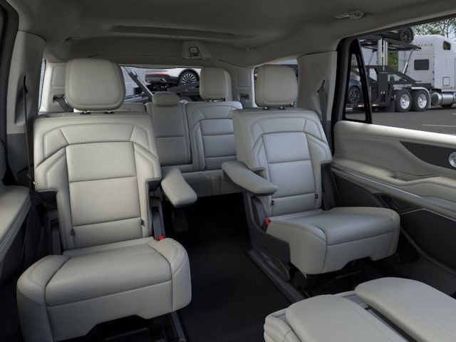 2026 Lincoln Navigator Premiere