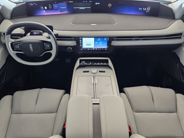 2026 Lincoln Navigator Premiere