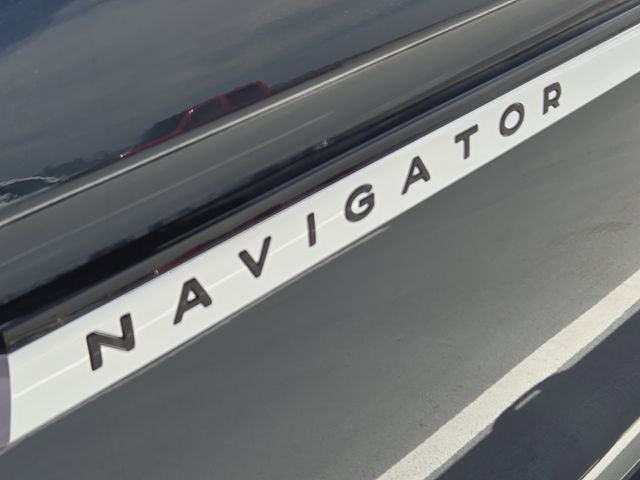 2026 Lincoln Navigator Premiere