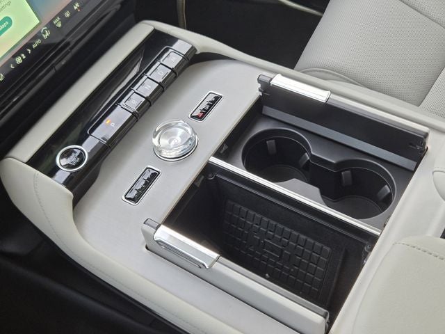 2026 Lincoln Navigator Premiere