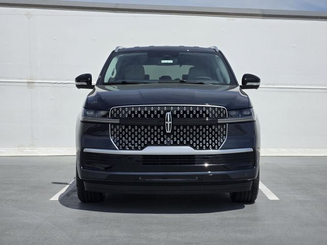 2026 Lincoln Navigator Premiere