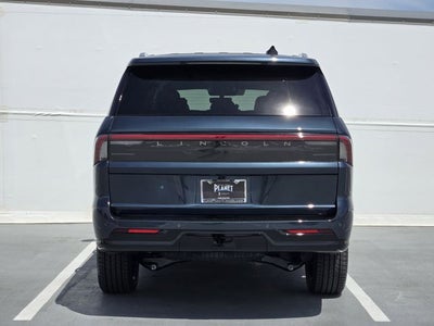 2026 Lincoln Navigator Premiere