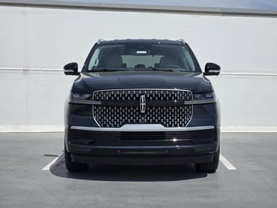 2026 Lincoln Navigator Premiere