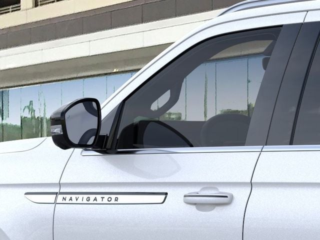 2026 Lincoln Navigator Premiere