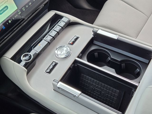 2026 Lincoln Navigator Premiere