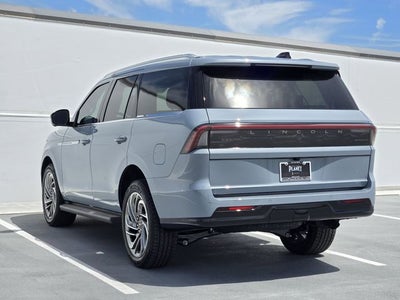 2026 Lincoln Navigator Premiere