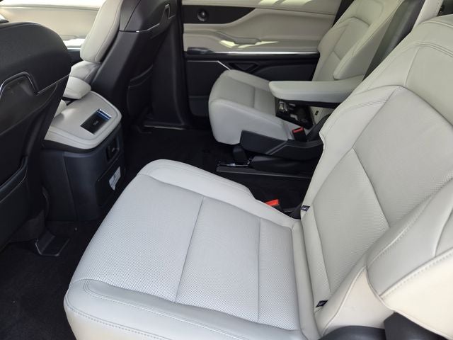 2026 Lincoln Navigator Premiere