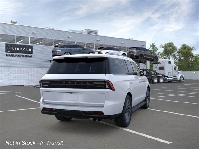 2026 Lincoln Navigator Premiere