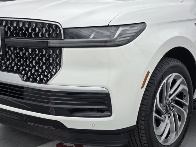 2026 Lincoln Navigator Premiere