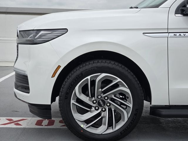 2026 Lincoln Navigator Premiere