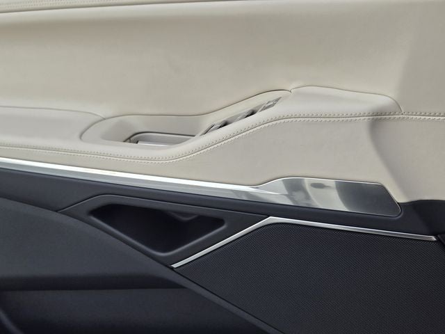 2027 Lincoln Navigator Premiere