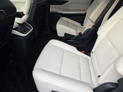 2027 Lincoln Navigator Premiere