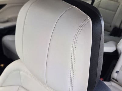 2027 Lincoln Navigator Premiere