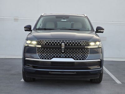 2027 Lincoln Navigator Premiere