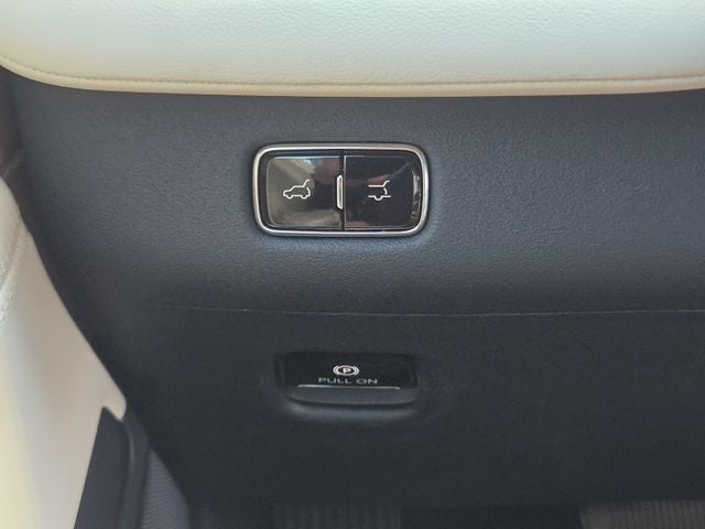 2027 Lincoln Navigator Premiere