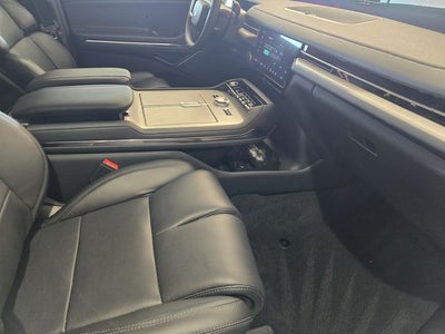 2027 Lincoln Navigator Premiere