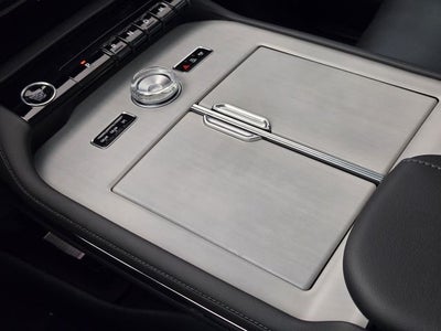 2027 Lincoln Navigator Premiere
