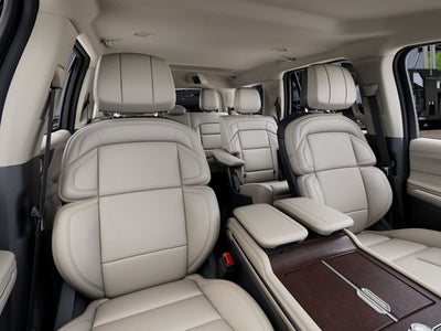 2027 Lincoln Navigator Premiere