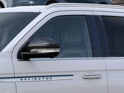 2027 Lincoln Navigator Premiere