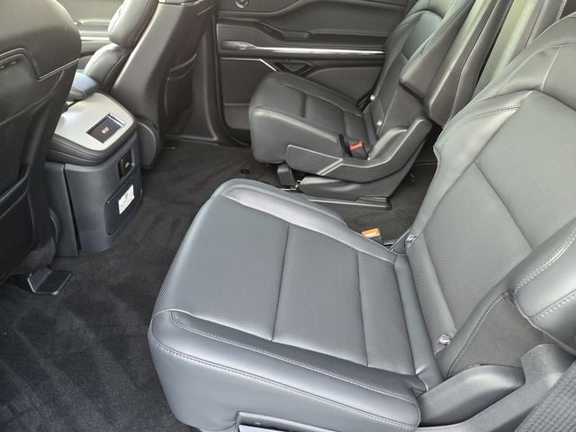2027 Lincoln Navigator Premiere