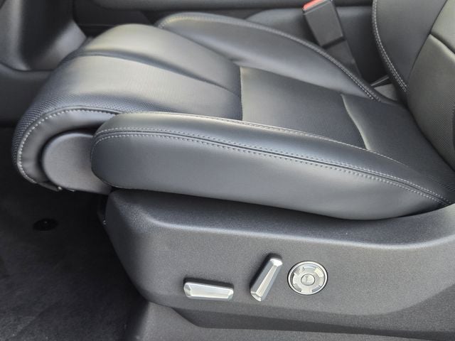 2027 Lincoln Navigator Premiere