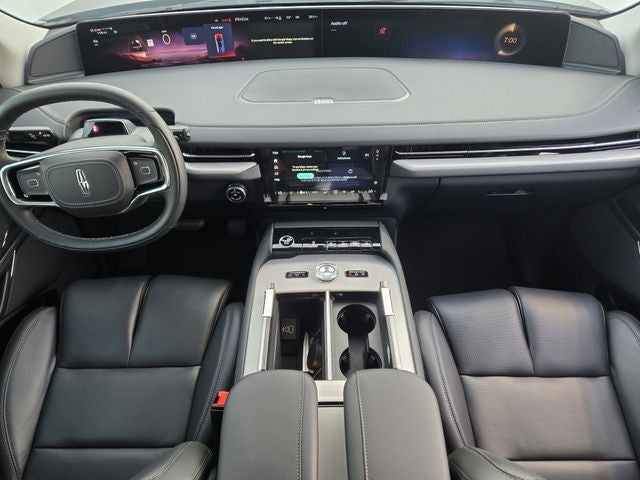 2027 Lincoln Navigator Premiere