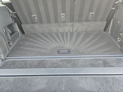 2027 Lincoln Navigator Premiere
